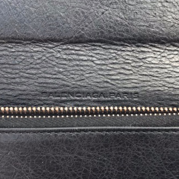 BALENCIAGA Black Gold Hardware Bifold Wallet - Picture 5 of 10